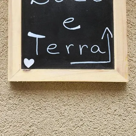 Luce & Terra アパート *