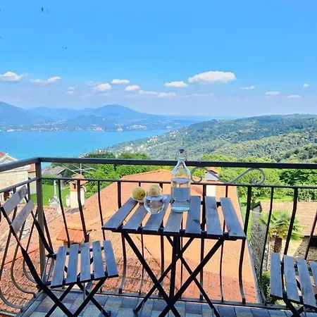 Luce & Terra Apartment *